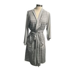 Tahari Lightweight Belted Short Bathrobe Gray/White Pockets Women's XL